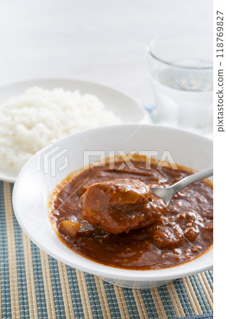 美味的鯖魚罐頭咖哩飯 美味的鯖魚罐頭咖哩飯 118769827