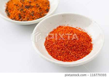 One-Chili chili and Shichiguto chilli One-Chili chili and Shichiguto chilli 118770393