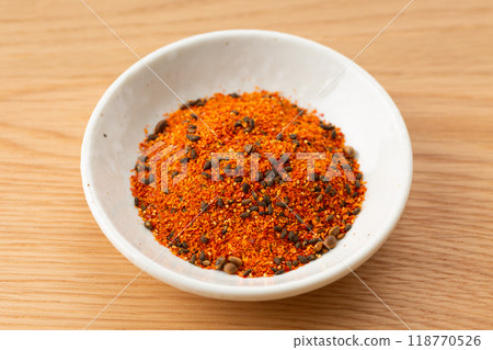 seven spice blend  118770526