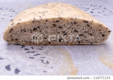 Freshly baked white bread with black sesame seeds Freshly baked white bread with black sesame seeds 118771135