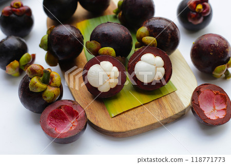 Fresh mangosteen fruit on white background. 118771773