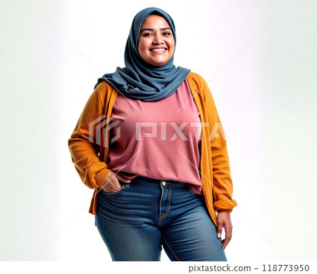 Plus size muslim woman smiling with hand in pocket Plus size muslim woman smiling with hand in pocket 118773950