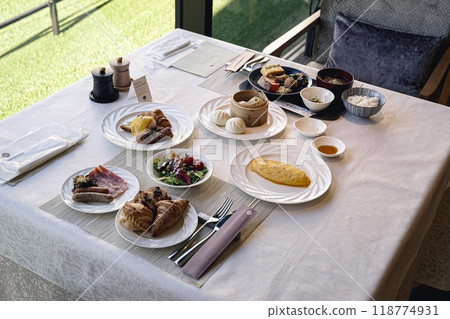 Buffet breakfast at a hotel in Atami 118774931