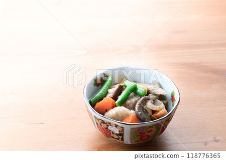 標準的家常燉菜 118776365