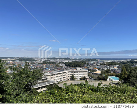 從神奈川縣橫須賀市高取山眺望 118776459