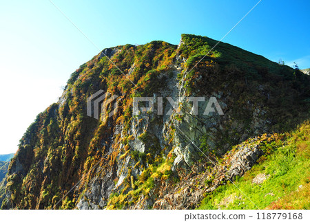 Mountain fall 118779168