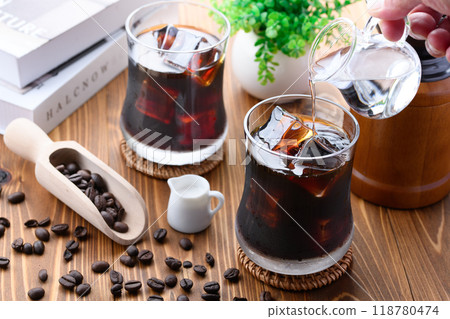 iced coffee iced coffee 118780474