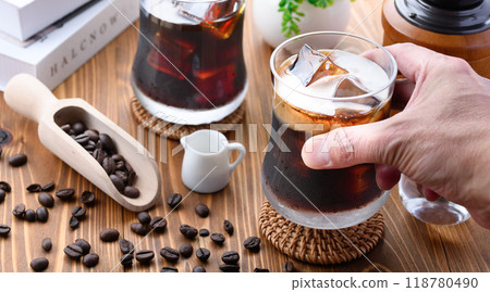 iced coffee iced coffee 118780490