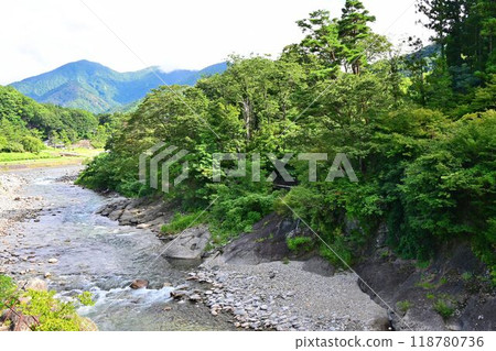諏訪峽:奇岩怪石連綿。令人驚嘆的美景 漂流 諏訪峽:奇岩怪石連綿。令人驚嘆的美景 漂流 118780736