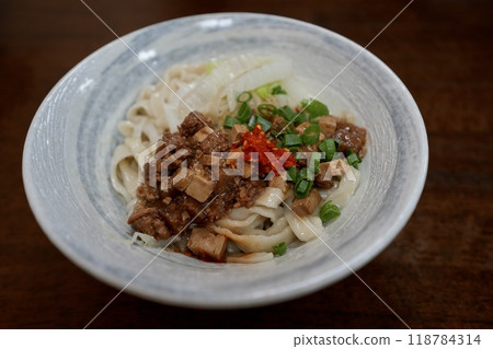 醬油麵(炸醬麵) 醬油麵(炸醬麵) 118784314