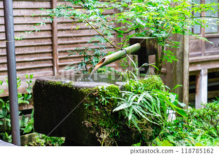 Sanzen-in Temple (the birthplace of chanting), Ohara Raigoin-cho, Sakyo-ku, Kyoto City, Kyoto Prefecture. Guest hall (tsukubai) 118785162