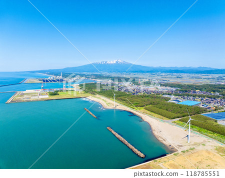 鳥海山和坂田港（山形縣坂田市） 118785551