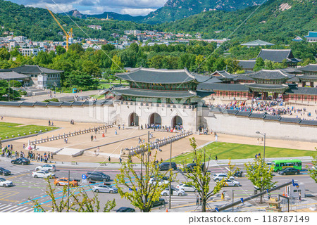 Aerial panoramic of Gyeongbokgung palace and the Blue House , Seoul, South Korea Aerial panoramic of Gyeongbokgung palace and the Blue House , Seoul, South Korea 118787149