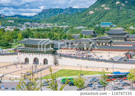 Aerial panoramic of Gyeongbokgung palace and the Blue House , Seoul, South Korea 118787150
