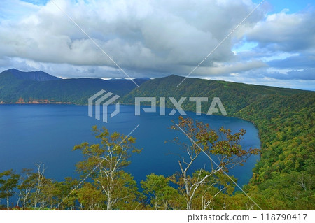 Lake Mashu scenery 118790417