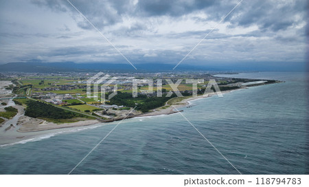 黑部川河口附近、黑部川左岸、黑部市鳥瞰圖 118794783