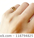 Gold ring 118794825