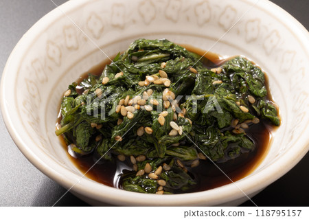 Shiso leaves pickled in soy sauce 118795157