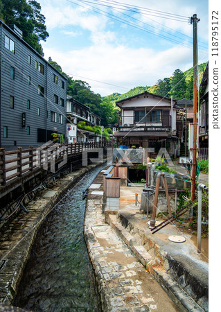 Yunomine onsen Yuzutsu, onsen village in Wakayama, Japan Yunomine onsen Yuzutsu, onsen village in Wakayama, Japan 118795172