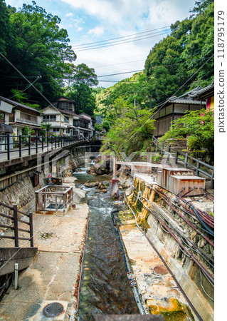 Yunomine onsen Yuzutsu, onsen village in Wakayama, Japan 118795179