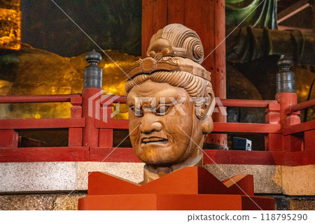 Todai-ji temple in Nara, japan 118795290