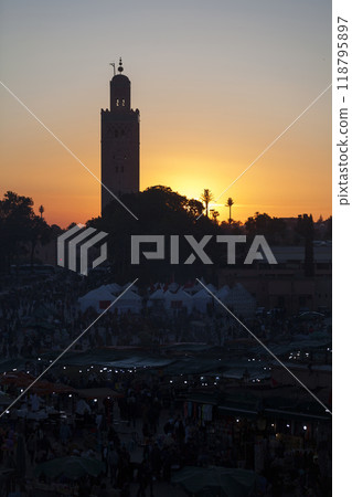 Jemaa el-Fnaa and the Koutoubia Mosque in Marrakesh at sunset Jemaa el-Fnaa and the Koutoubia Mosque in Marrakesh at sunset 118795897