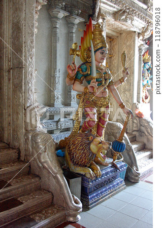 Statue of Kali in Sri Veeramakaliamman temple in Singapore 118796018