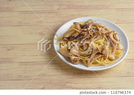 秋天的味道:蘑菇義大利麵 秋天的味道:蘑菇義大利麵 118796374