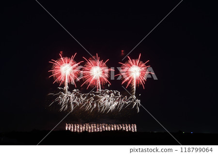 A feast of the four major fireworks makers <Tone River Fireworks Festival 2024> A feast of the four major fireworks makers <Tone River Fireworks Festival 2024> 118799064