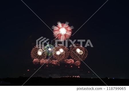 A feast of the four major fireworks makers <Tone River Fireworks Festival 2024> A feast of the four major fireworks makers <Tone River Fireworks Festival 2024> 118799065