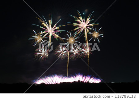 四大花火大師的盛宴<利根川花火大會2024> 118799138