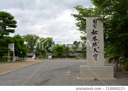 日本百座著名城堡和松本城堡 118800225