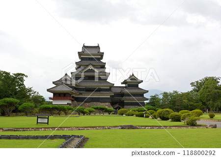 日本百座著名城堡和松本城堡 118800292