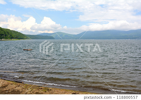 Lake Yamanaka　 118800557