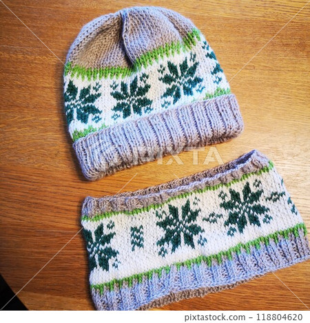 Knitted hat, neck warmer Knitted hat, neck warmer 118804620