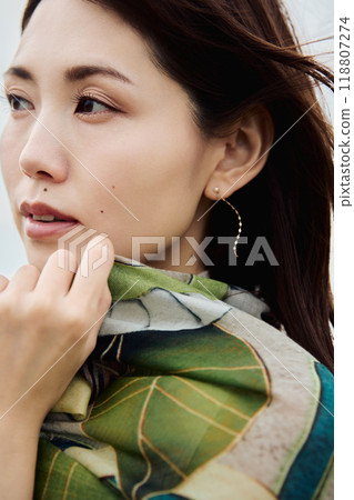 Portrait of a woman with flowing hair 118807274