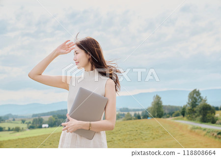 本質上有電腦的女人 本質上有電腦的女人 118808664