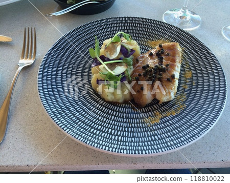 fish dishes 118810022
