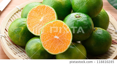 Taste of Autumn Early Mandarin Oranges Unshu Mandarins (Mandarins with a mixture of blue and yellow) Early Mandarin Oranges Taste of Autumn Early Mandarin Oranges Unshu Mandarins (Mandarins with a mixture of blue and yellow) Early Mandarin Oranges 118810285