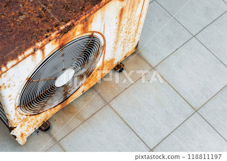 Old air conditioning system Old air conditioning system 118811197