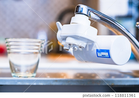 PFAS：可以用淨水器去除有機氟化合物[與水質相關的社會問題圖片] 118811361