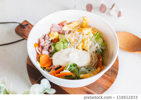 Healthy Vermicelli Salad 118812833