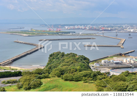 Iwaki Onahama Port: Recovery from the Great East Japan Earthquake continues 118813544