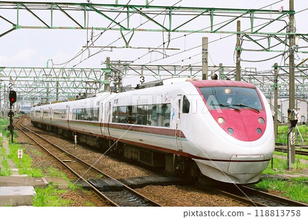 Hokuetsu Express 681 series 2000-number Hakutaka express train entering Naoetsu station Hokuetsu Express 681 series 2000-number Hakutaka express train entering Naoetsu station 118813758