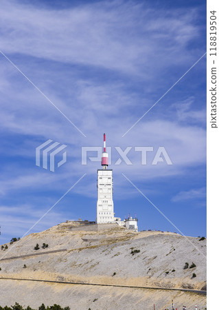 Mont Ventoux (1912 m), department of Vaucluse, Provence, France Mont Ventoux (1912 m), department of Vaucluse, Provence, France 118819504