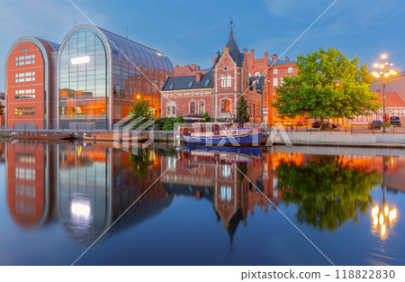 Bydgoszcz Waterfront with Modern and Historic Buildings, Poland 118822830
