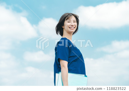 Portrait of a female healthcare worker Portrait of a female healthcare worker 118823522