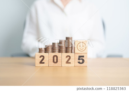 Happy New Year 2025 with Coins stack and Smile icon. goal, Money, Budget, investment, financial, savings, New Year Resolution, Satisfaction, feedback, Review and good year concept 118825363