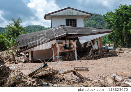 Local houses in Chiang Rai province destroyed by flooding after typhoon Yagi has swept Southeast Asia. 118825670