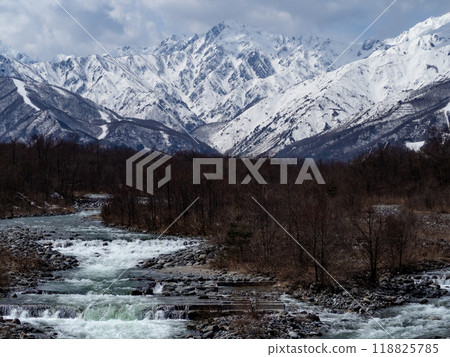 Winter in the Northern Alps: Mount Goryu and Matsukawa River, Hakuba Village, Nagano Prefecture 118825785